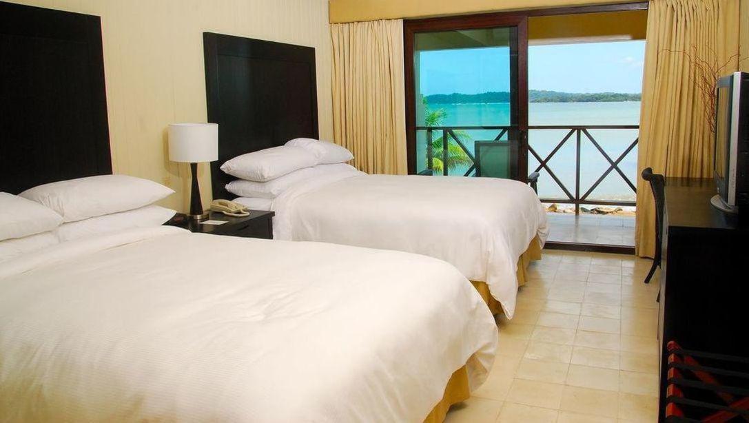 Playa Tortuga Hotel And Beach Resort Bocas del Toro Extérieur photo