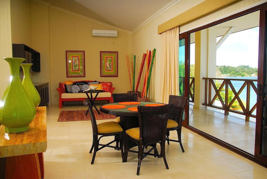 Playa Tortuga Hotel And Beach Resort Bocas del Toro Extérieur photo