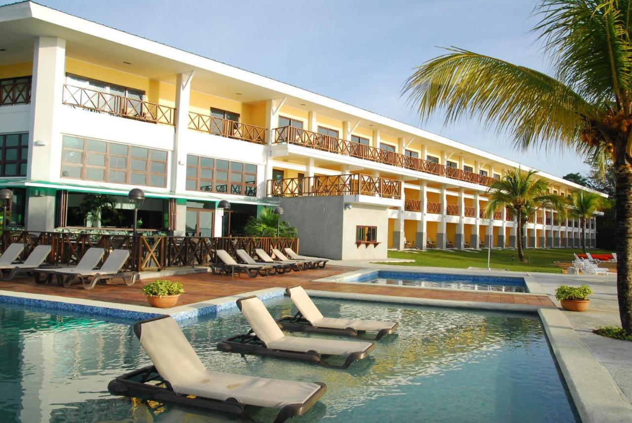 Playa Tortuga Hotel And Beach Resort Bocas del Toro Extérieur photo