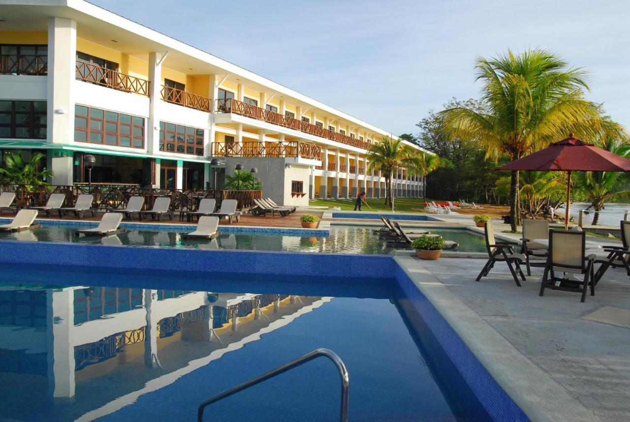 Playa Tortuga Hotel And Beach Resort Bocas del Toro Extérieur photo