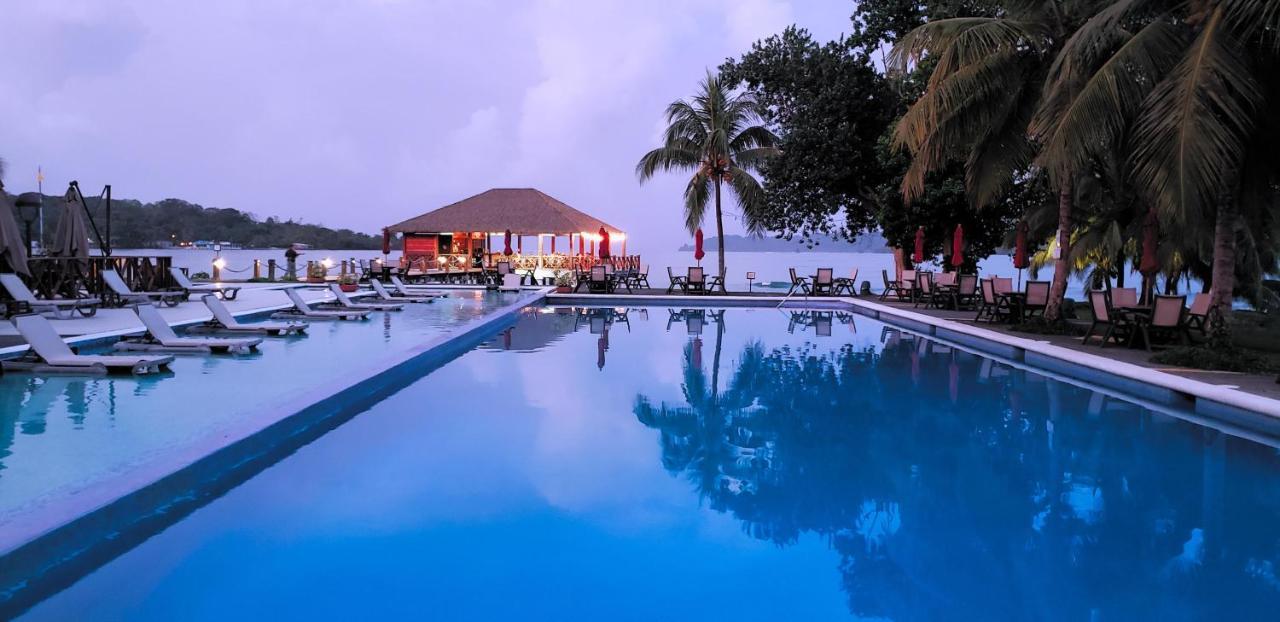 Playa Tortuga Hotel And Beach Resort Bocas del Toro Extérieur photo