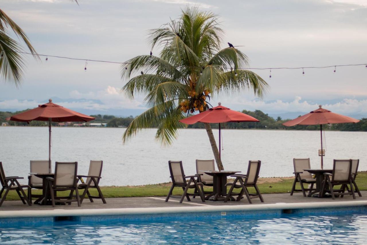 Playa Tortuga Hotel And Beach Resort Bocas del Toro Extérieur photo