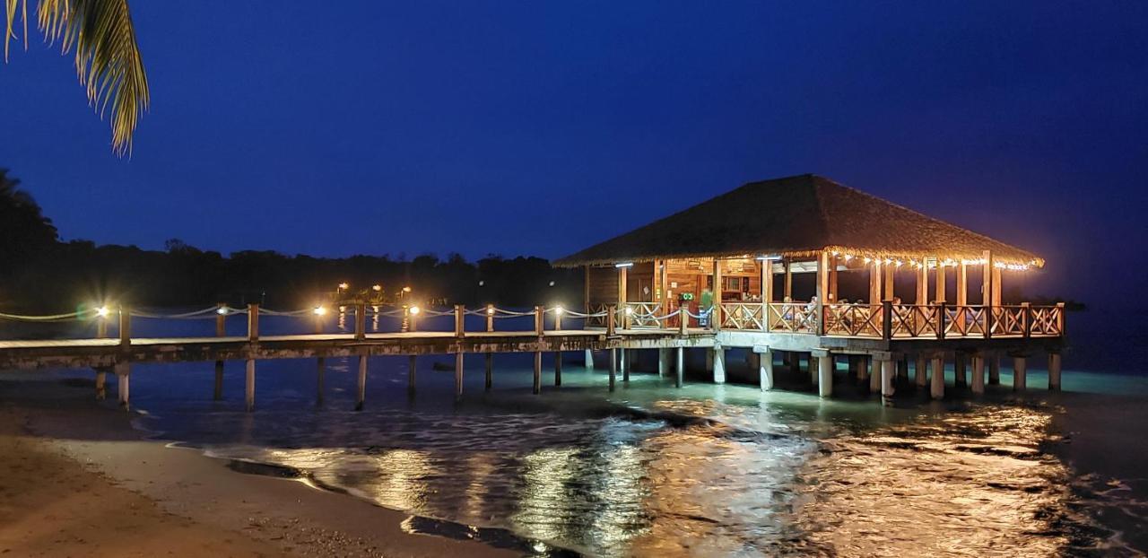Playa Tortuga Hotel And Beach Resort Bocas del Toro Extérieur photo
